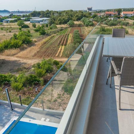 Апартаменти Apartmanska Kuca Luna Бибинє Екстер'єр фото